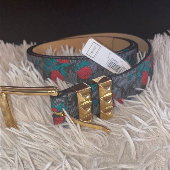 Micheal Kors Belt - Picture 2 of 4